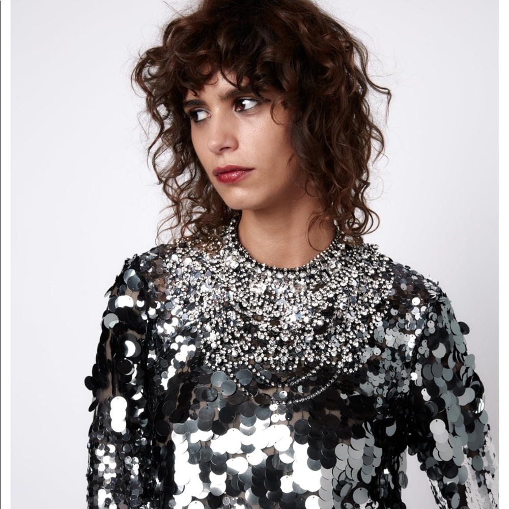 SEQUIN CROPPED TOP